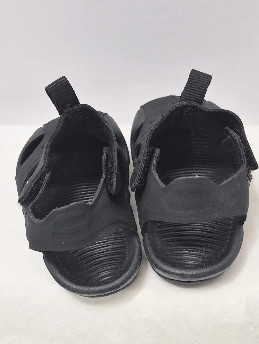 Nike Sunray Protect 2 Sandals  size 3 c